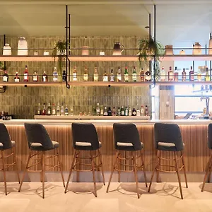 https://nh-barcelona-la-maquinista.catalonia-hotels.com