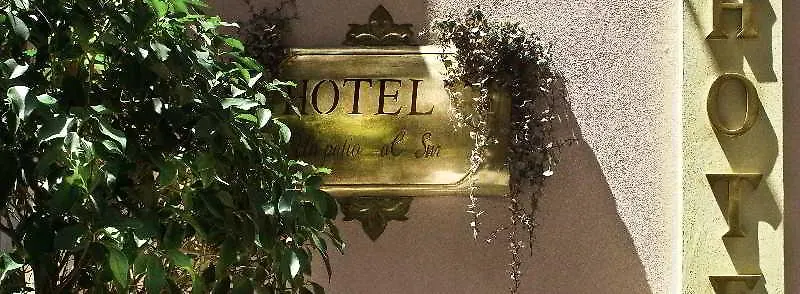 Un Patio Al Sur Hotel Seville Spain